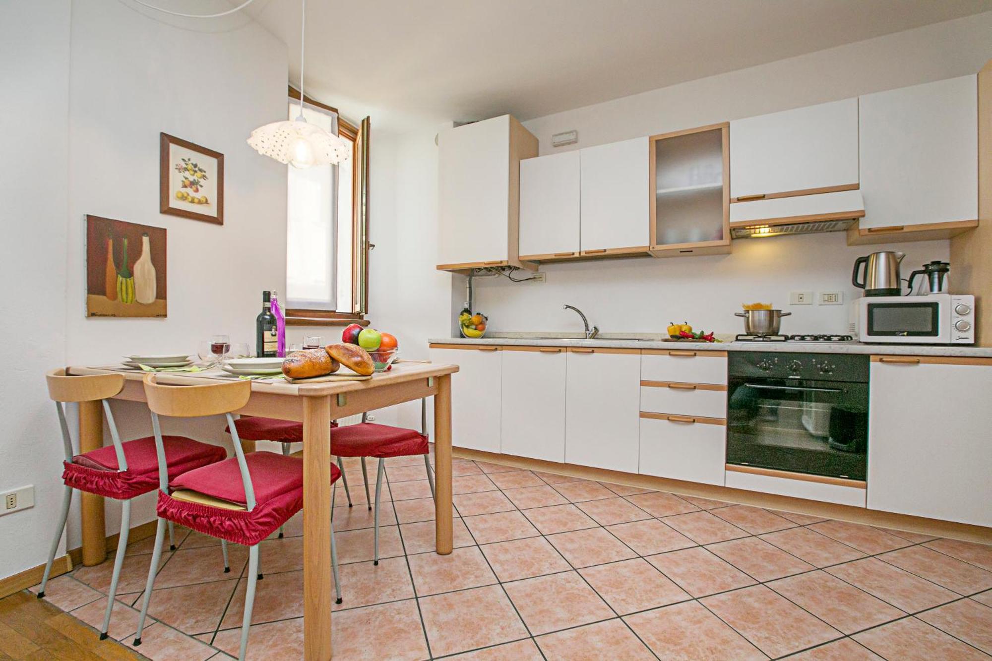 Appartamento Centro Storico Riva 2 - Happy Rentals Екстериор снимка
